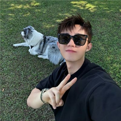 مونا خان avatar